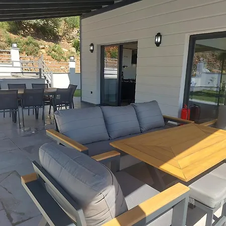 Marin Villalari Villa-2 * مرمريس