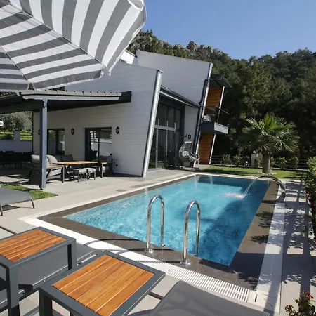 Marin Villalari Villa-2 Βίλα *